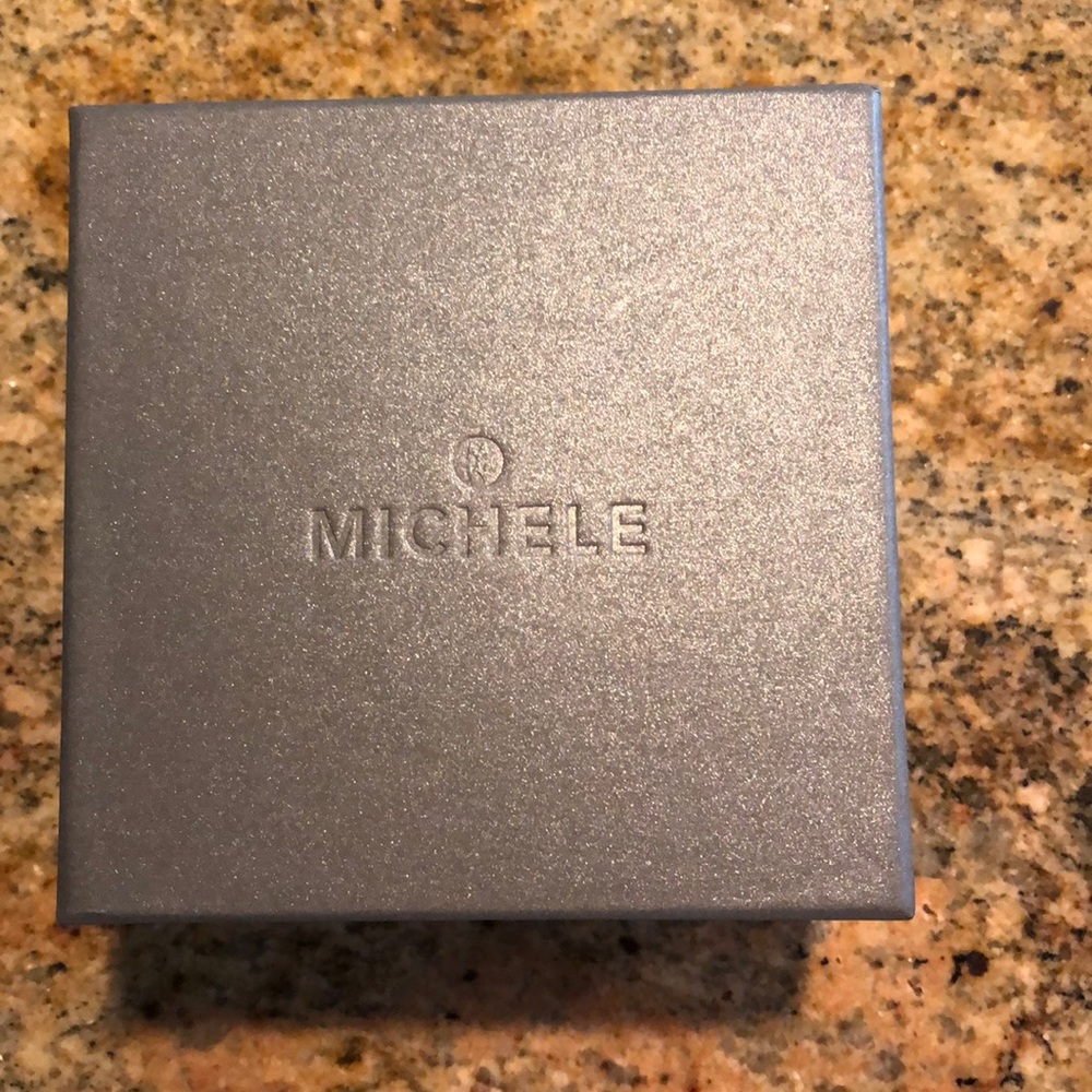 Michelle Watch - Picture 5 of 6
